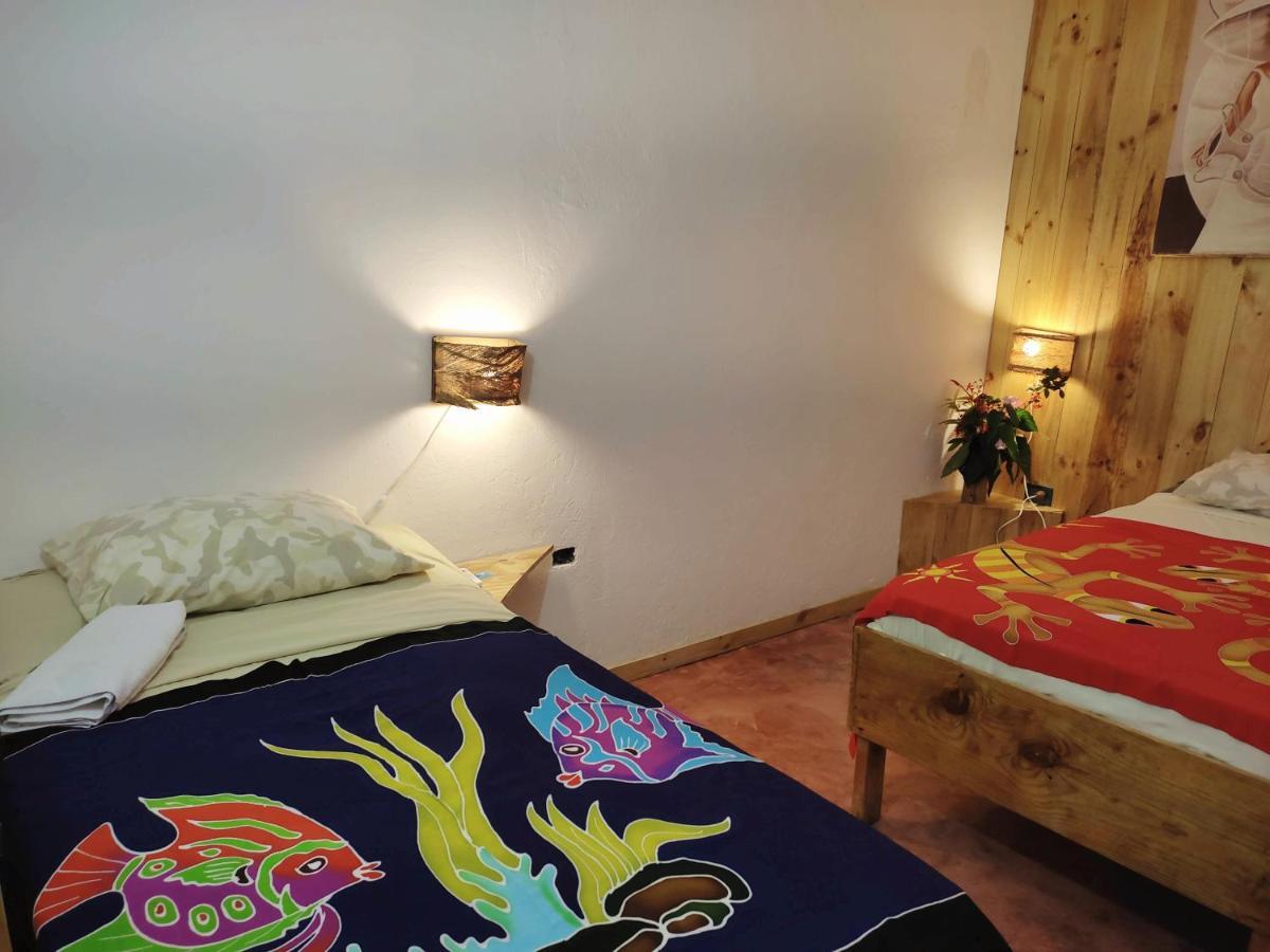 Hostel La Ballena Backpacker Лас-Галерас Экстерьер фото