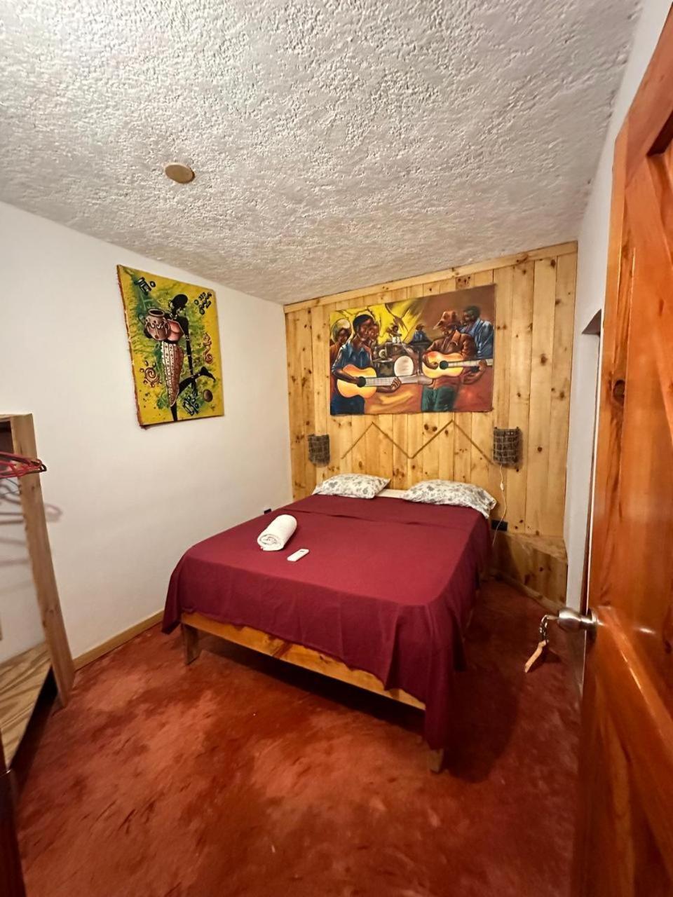 Hostel La Ballena Backpacker Лас-Галерас Экстерьер фото
