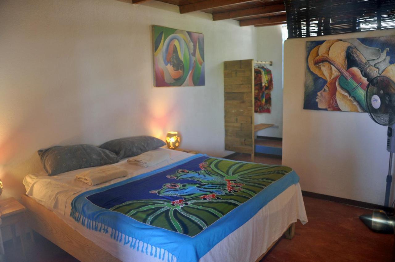 Hostel La Ballena Backpacker Лас-Галерас Экстерьер фото